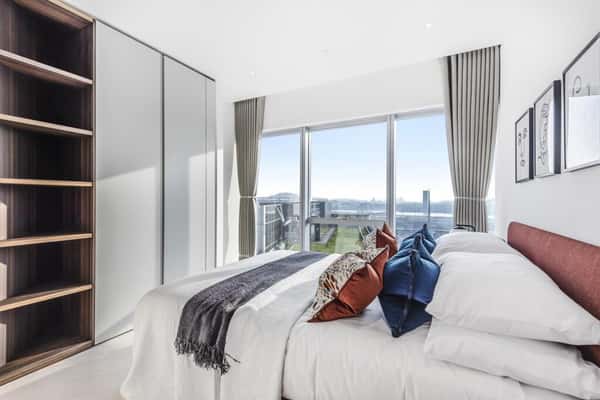 2 bedroom apartment at Upper Riverside - Image 27