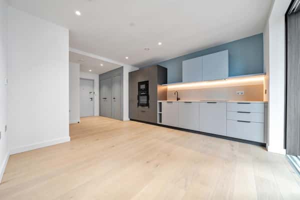 Studio apartment at Upper Riverside - Image 14
