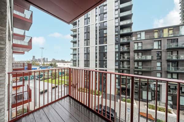 Studio apartment at Upper Riverside - Image 6