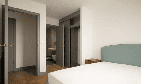 2 bedroom apartment at The Gessner - Image 12