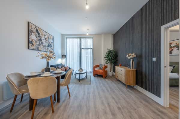 1 bedroom apartment at The Bays - Image 10