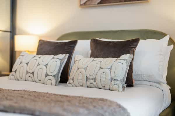 1 bedroom apartment at The Bays - Image 6