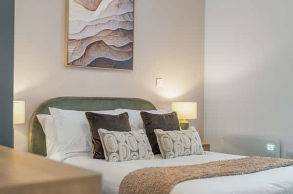 3 bedroom apartment at The Bays - Image 7