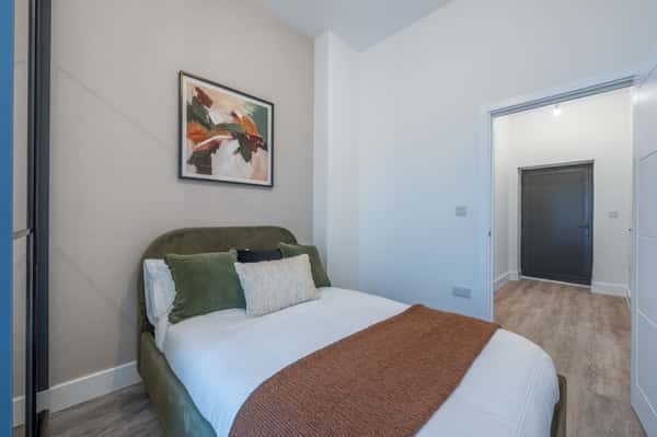 2 bedroom apartment at The Bays - Image 5