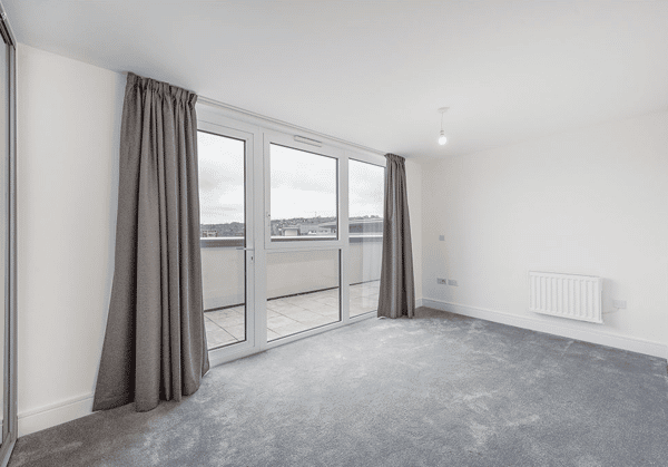 2 bedroom duplex at Howard Court - Image 22