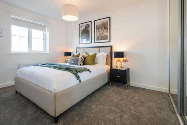 3 bedroom house at Isleport Grove - Image 15