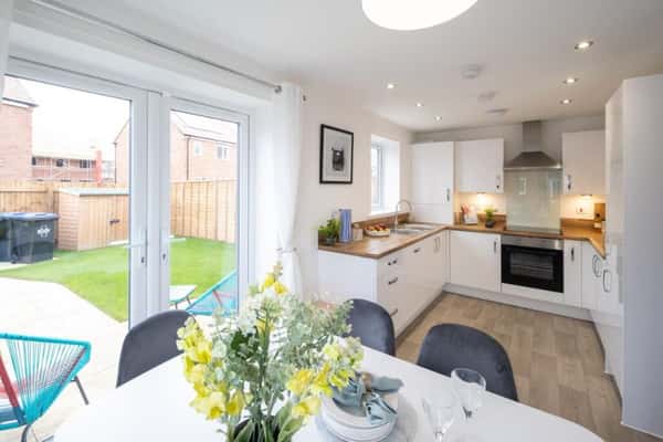 3 bedroom house at The Pioneers - Image 9