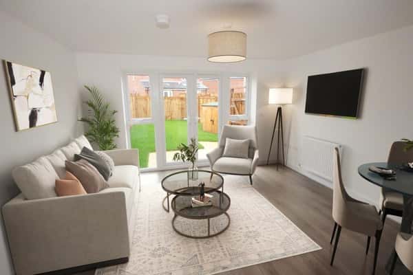 2 bedroom house at The Pioneers - Image 8