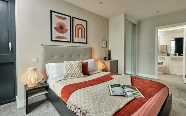 Studio apartment at Apo Kew Bridge - Image 2