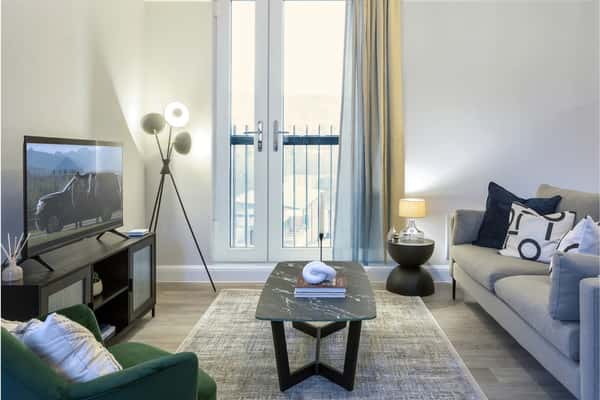 2 bedroom apartment at Casa, Abbey Court - Image 18