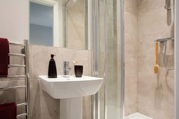 2 bedroom apartment at Casa, Abbey Court - Image 18