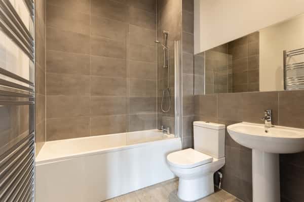 2 bedroom house at Casa, Abbey Court - Image 8