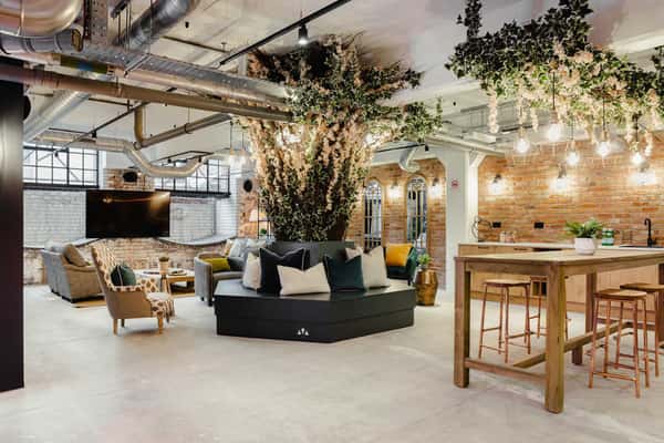 Studio apartment at Queen Street Quarter - Image 14