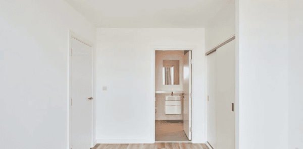 1 bedroom apartment at The Wullcomb - Image 2