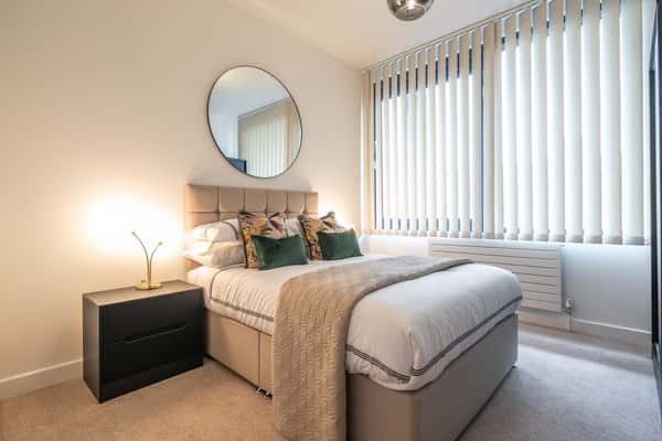 2 bedroom apartment at The Keel - Image 4