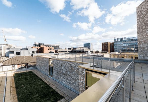 1 bedroom apartment at The Quarters - Image 7