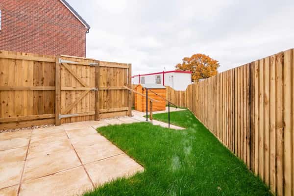 3 bedroom house at Tithe Barn - Image 8