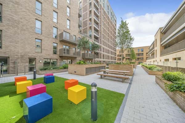 2 bedroom apartment at Anchor's Point - Image 21