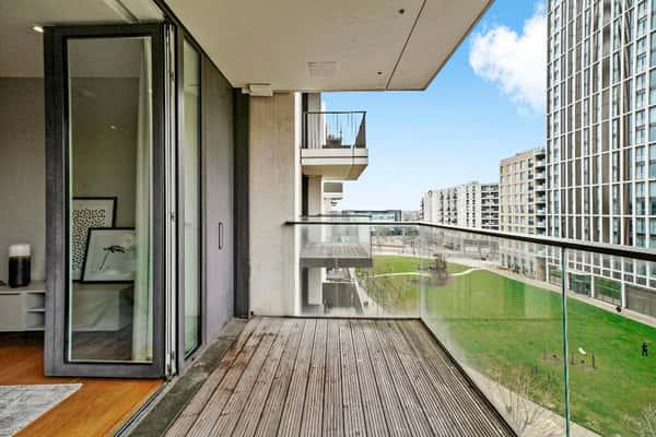 2 bedroom apartment at East Village - Image 19