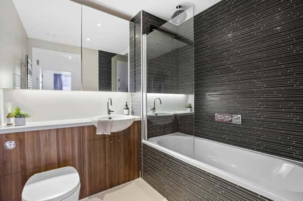 2 bedroom apartment at East Village - Image 30