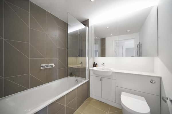 2 bedroom apartment at East Village - Image 19