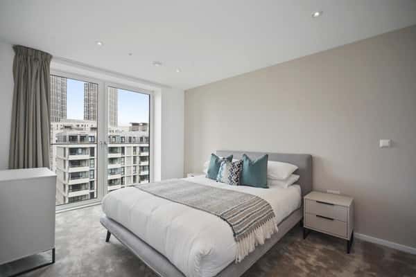 2 bedroom apartment at East Village - Image 6
