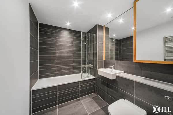 3 bedroom apartment at Sugar House Island - Image 25