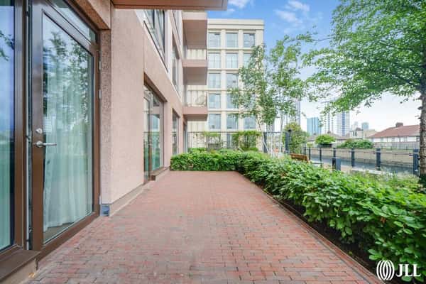 1 bedroom apartment at Sugar House Island - Image 7