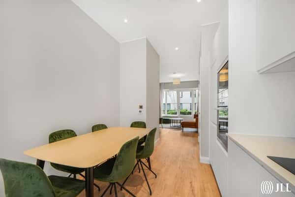 3 bedroom apartment at Sugar House Island - Image 7