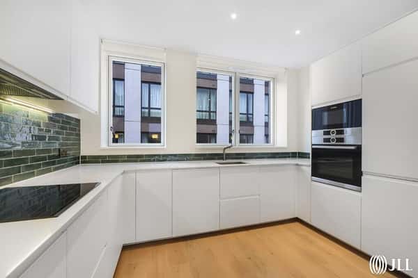 2 bedroom apartment at Sugar House Island - Image 4