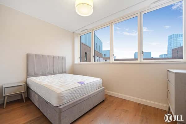 2 bedroom apartment at Sugar House Island - Image 20