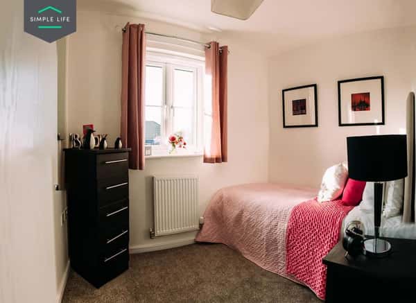 3 bedroom house at James Mill Way - Image 14