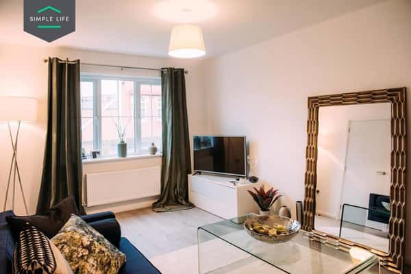 3 bedroom house at James Mill Way - Image 15