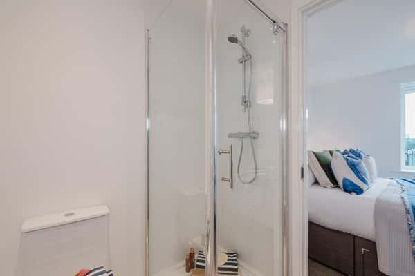 2 bedroom apartment at Albion Place - Image 7
