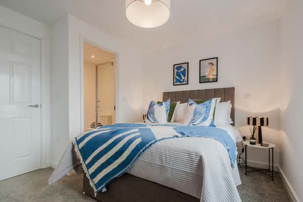 2 bedroom apartment at Albion Place - Image 13