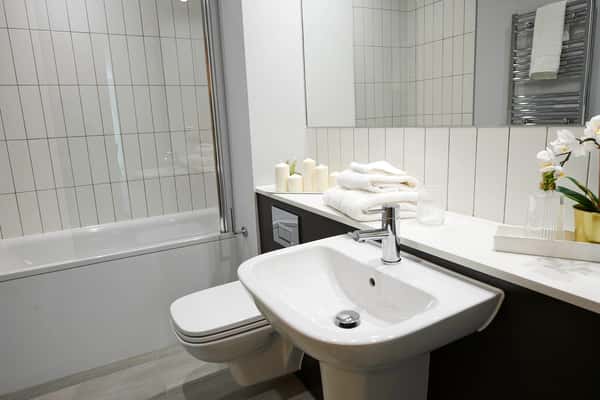2 bedroom apartment at Duet - Image 21