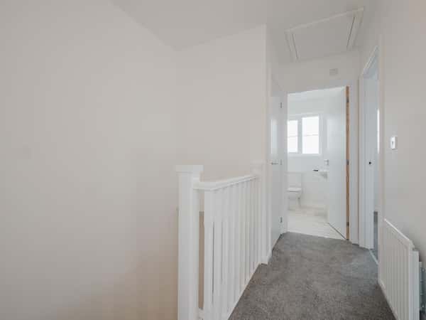 3 bedroom house at The Fairways - Image 8