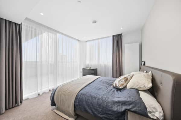 3 bedroom apartment at Elephant Central - Image 3