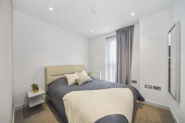 2 bedroom apartment at Elephant Central - Image 25