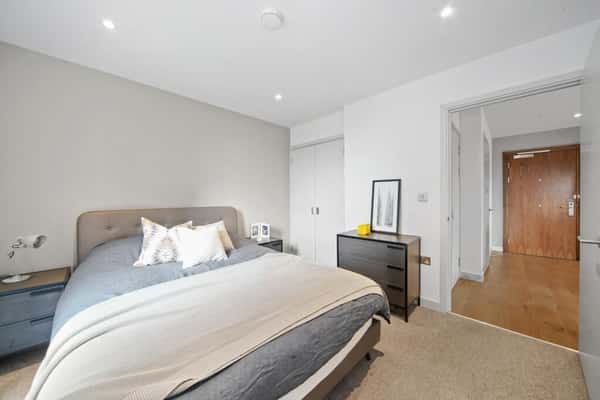 2 bedroom apartment at Elephant Central - Image 4