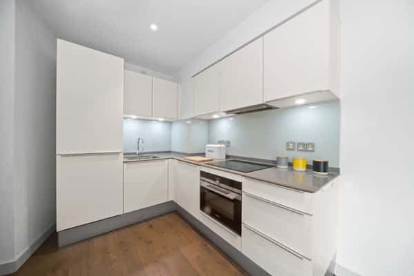 2 bedroom apartment at Elephant Central - Image 21