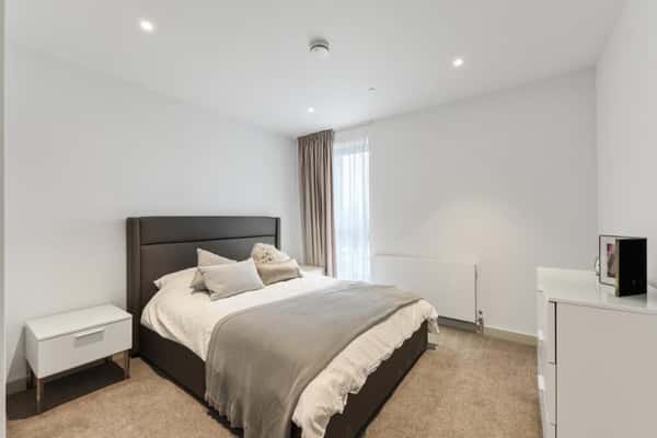 2 bedroom apartment at Elephant Central - Image 14