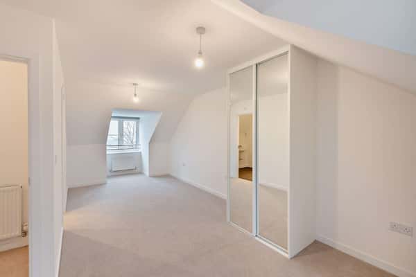 4 bedroom house at Ashdown House - Image 13