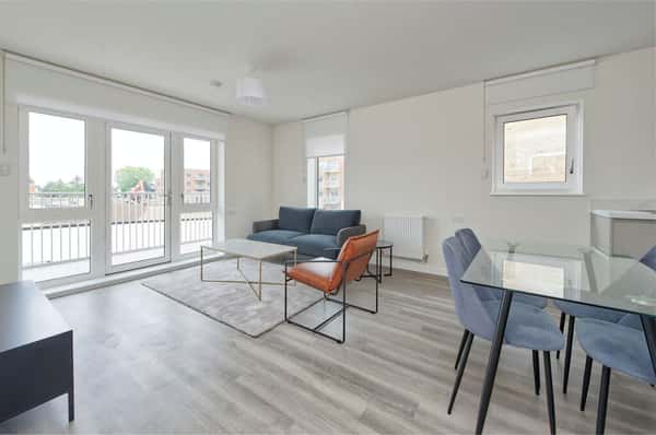 1 bedroom apartment at Springfield Parkside - Image 1