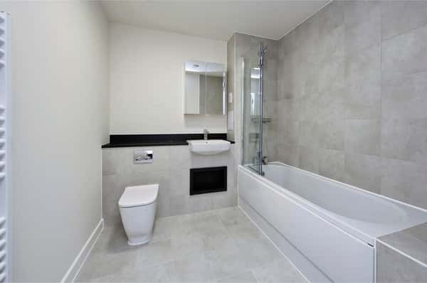 2 bedroom apartment at Springfield Parkside - Image 6