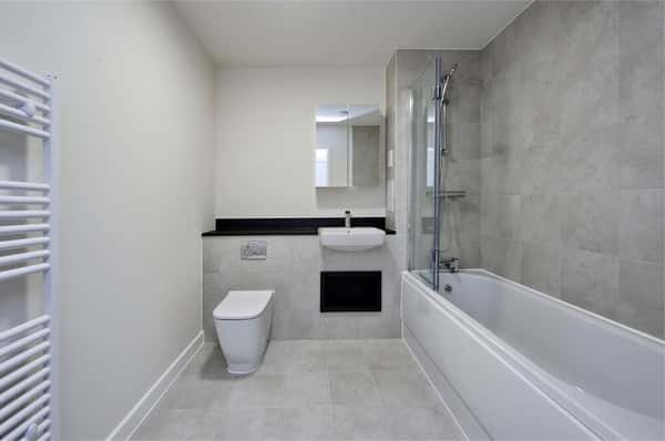 2 bedroom apartment at Springfield Parkside - Image 16