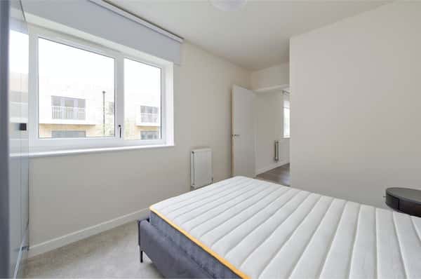 2 bedroom apartment at Springfield Parkside - Image 4