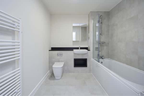 2 bedroom apartment at Springfield Parkside - Image 11