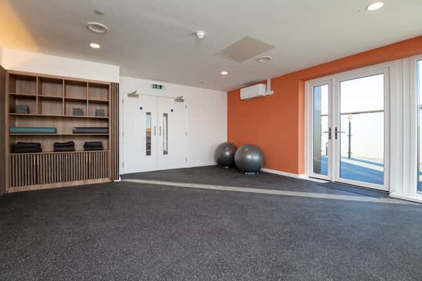 1 bedroom apartment at Walton Court - Image 1