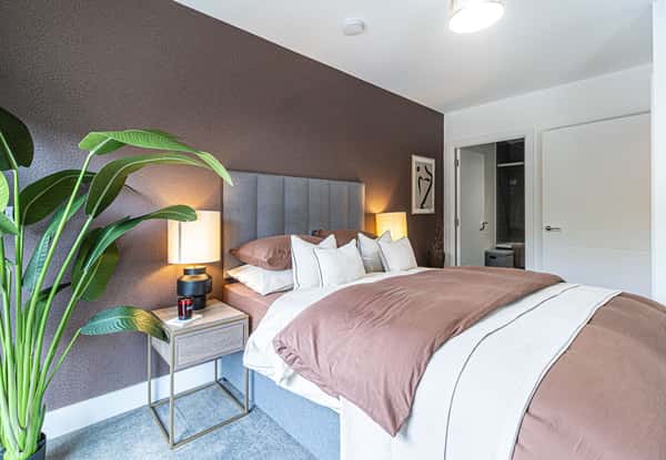 2 bedroom apartment at Cortland Cassiobury - Image 1